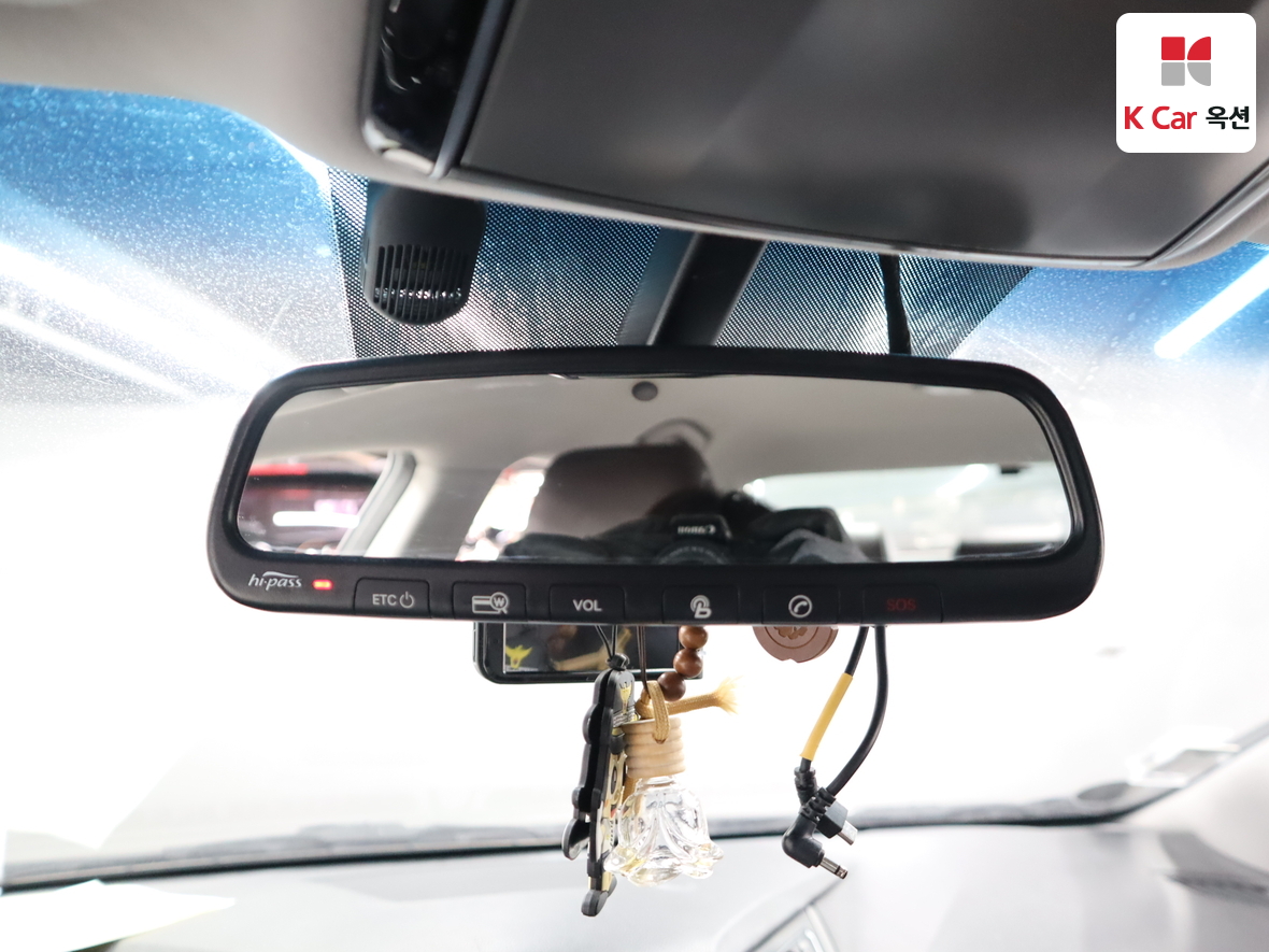 Hyundai AZERA 2016 - Image 13