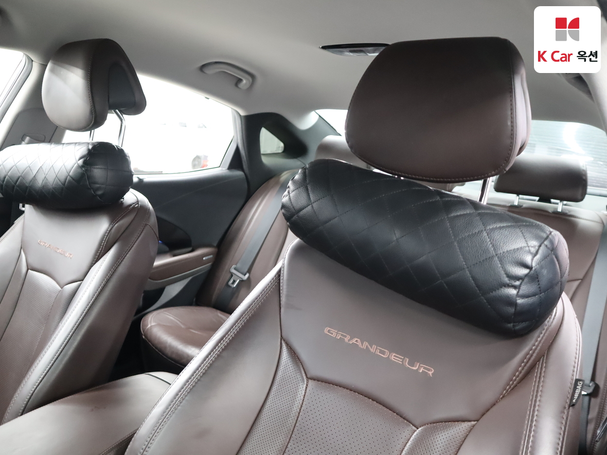 Hyundai AZERA 2016 - Image 20