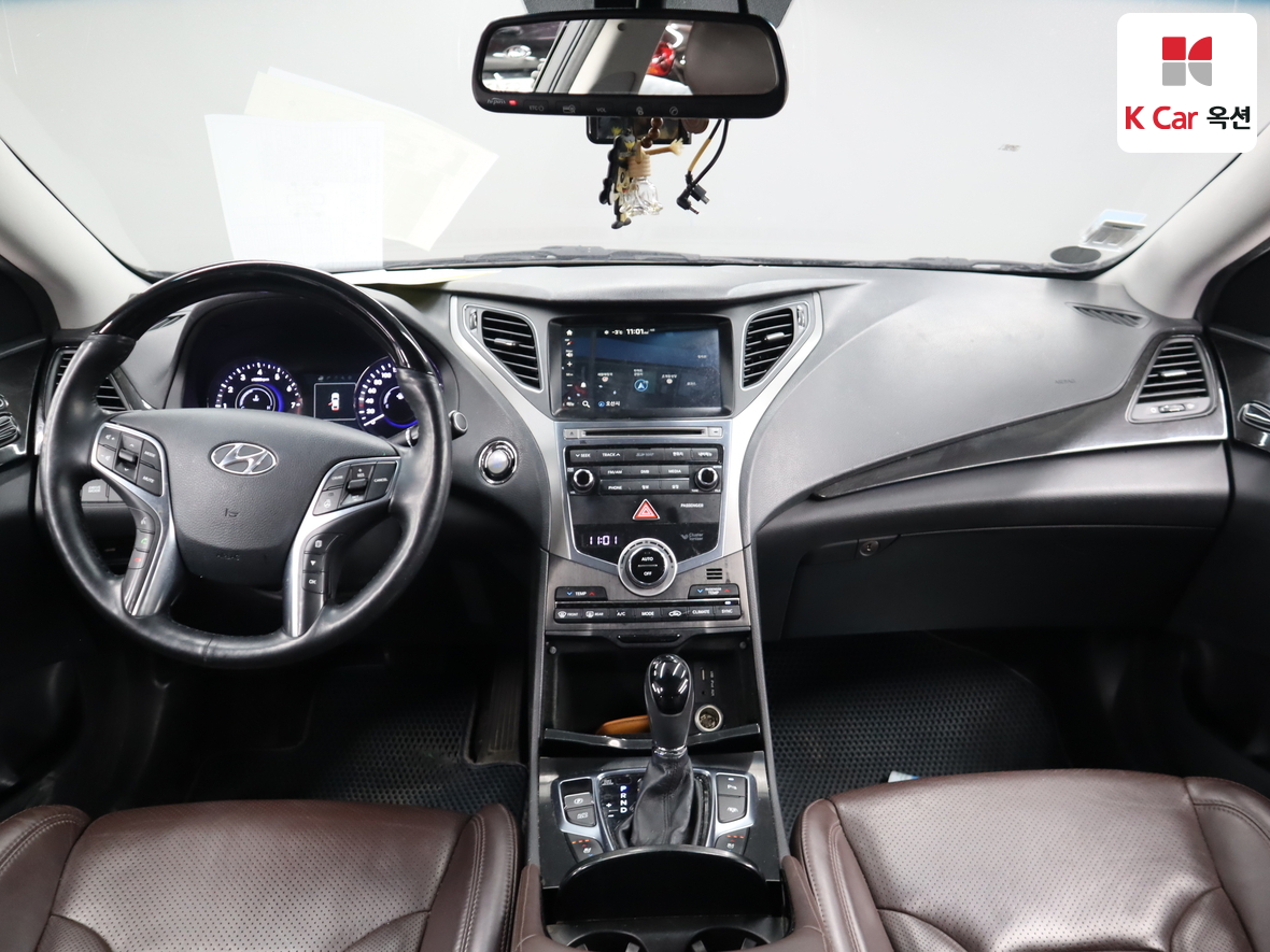Hyundai AZERA 2016 - Image 3