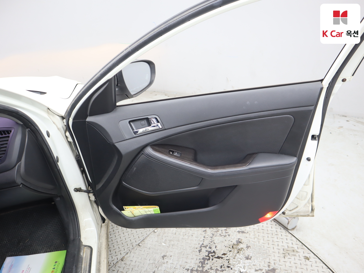 기아자동차 K5 2012 - 이미지 30