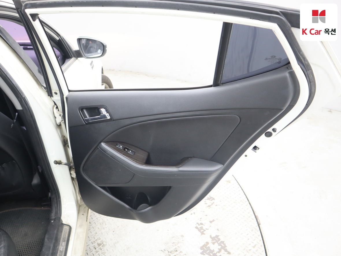 기아자동차 K5 2012 - 이미지 28