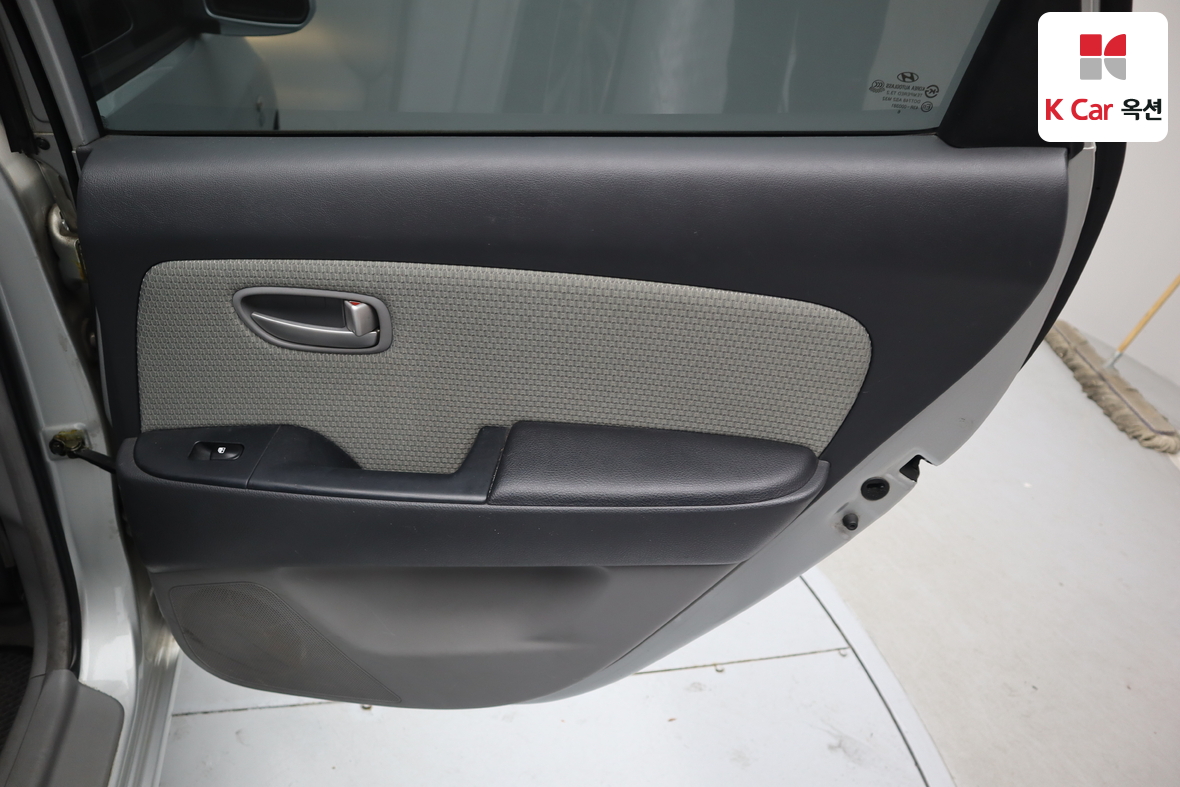 هيونداي إلانترا 2007 - صورة 24