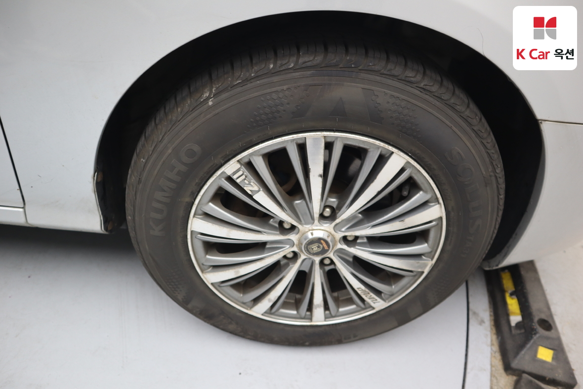 هيونداي إلانترا 2007 - صورة 28