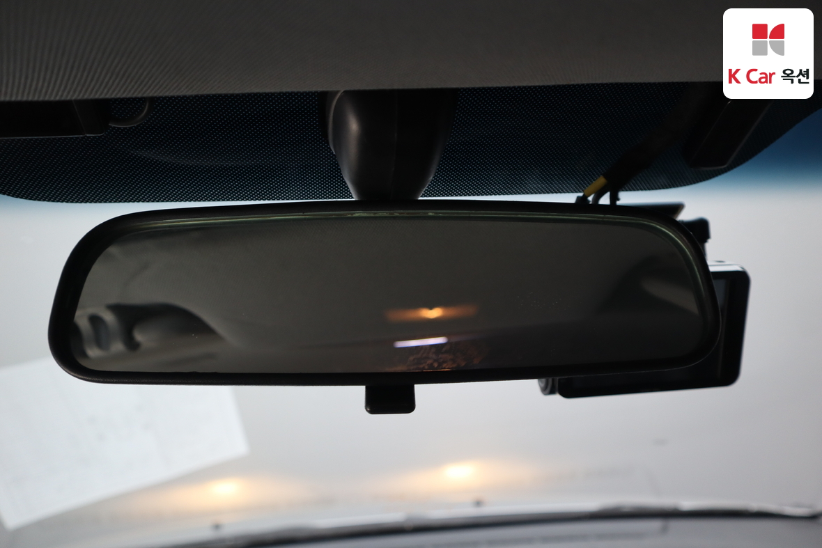 هيونداي إلانترا 2007 - صورة 12