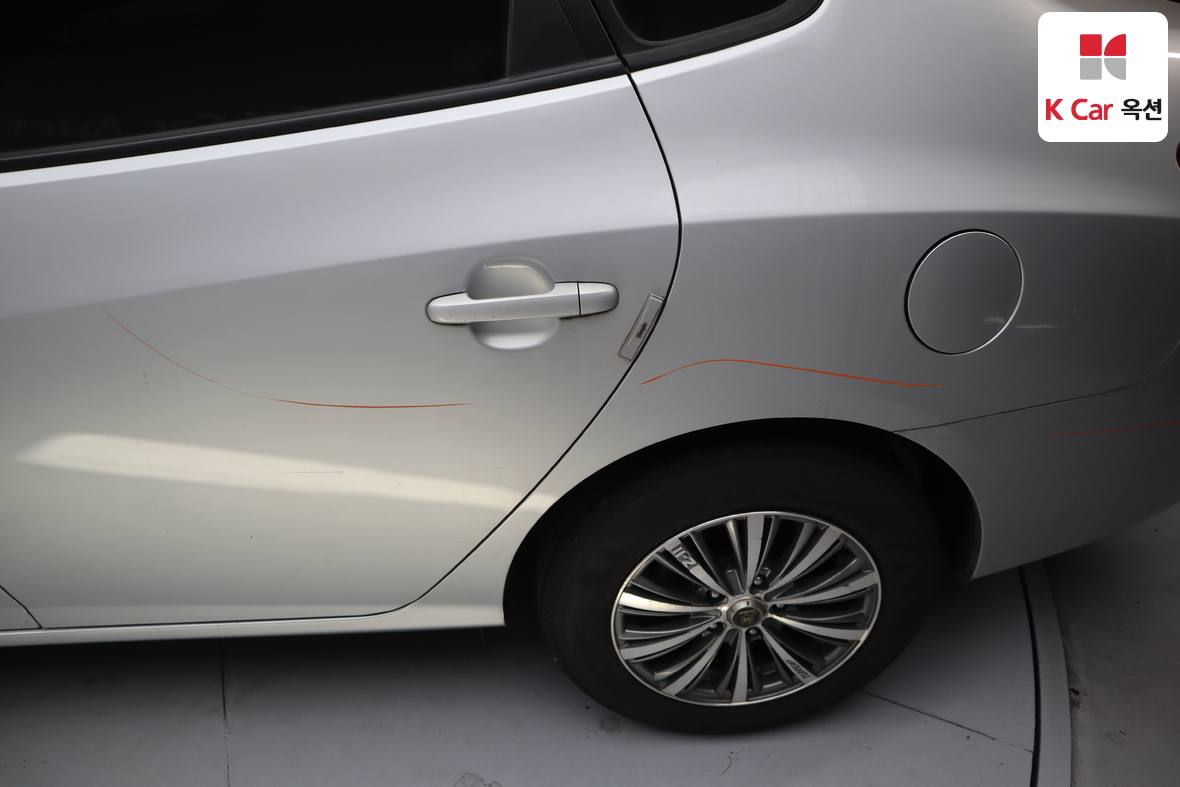 هيونداي إلانترا 2007 - صورة 38