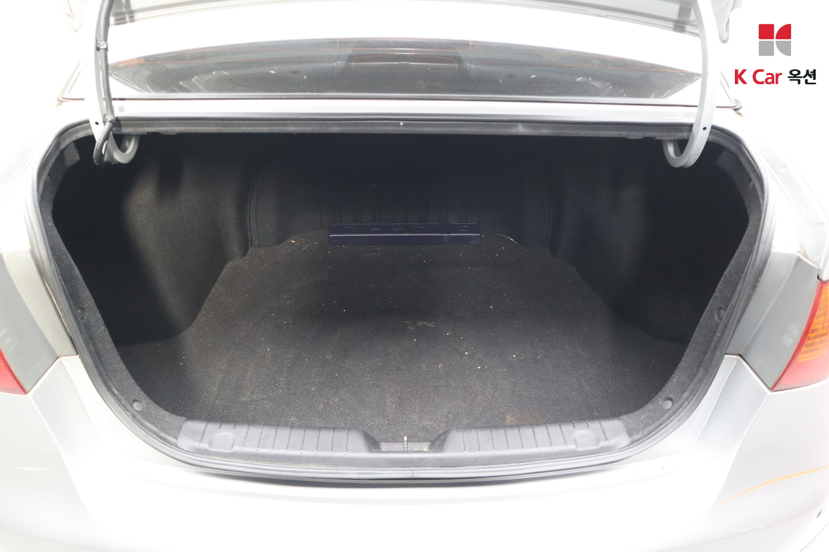 هيونداي إلانترا 2007 - صورة 23