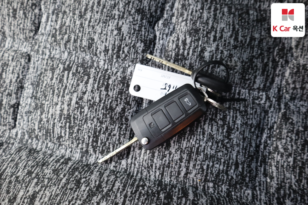 هيونداي إلانترا 2007 - صورة 16