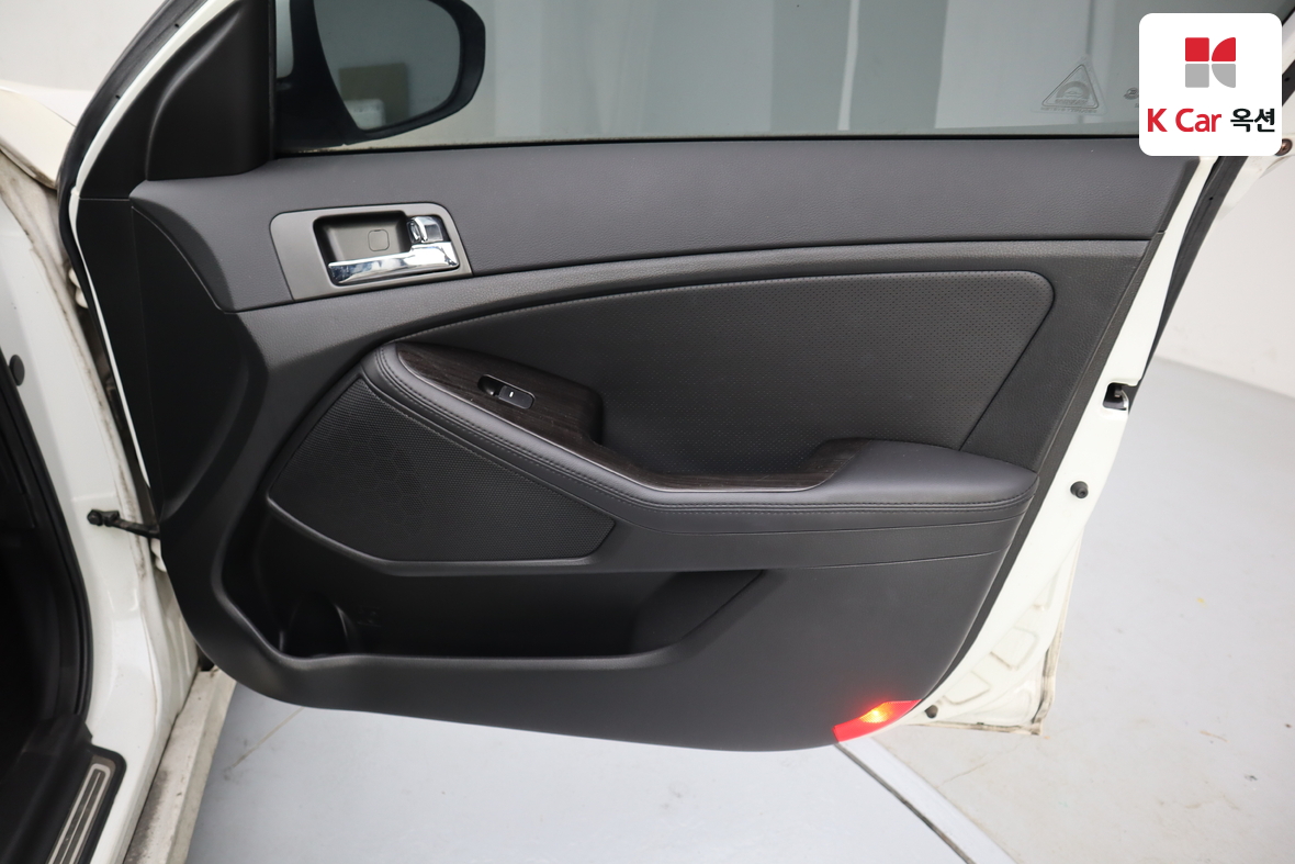 기아자동차 K5 2011 - 이미지 30