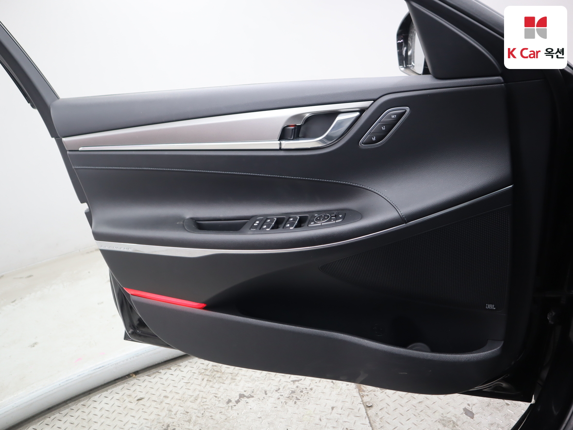 Hyundai Grandeur 2022 - Image 8