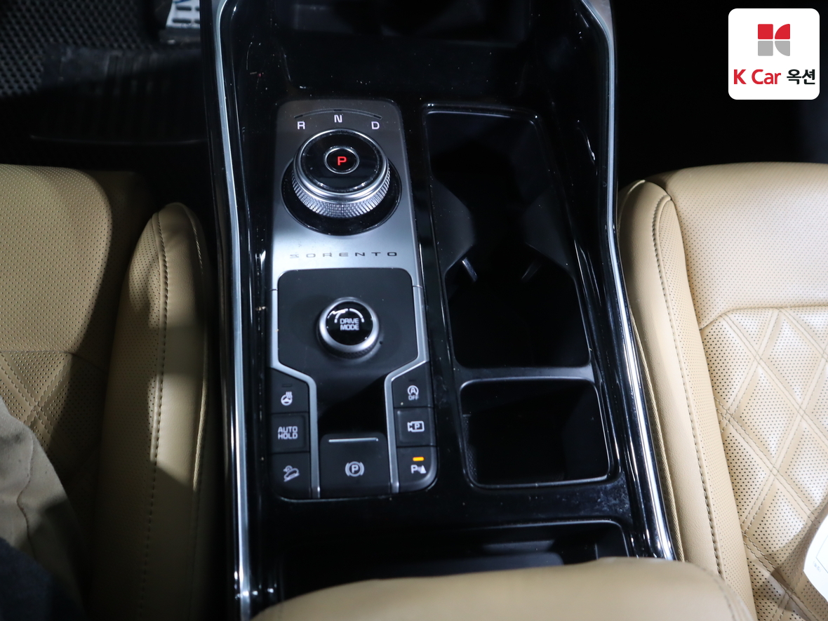 كيا سورينتو 2022 - صورة 16