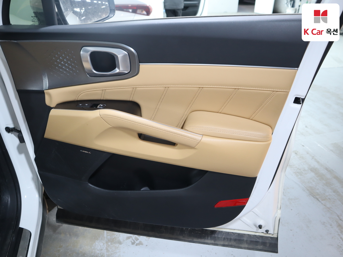 كيا سورينتو 2022 - صورة 29