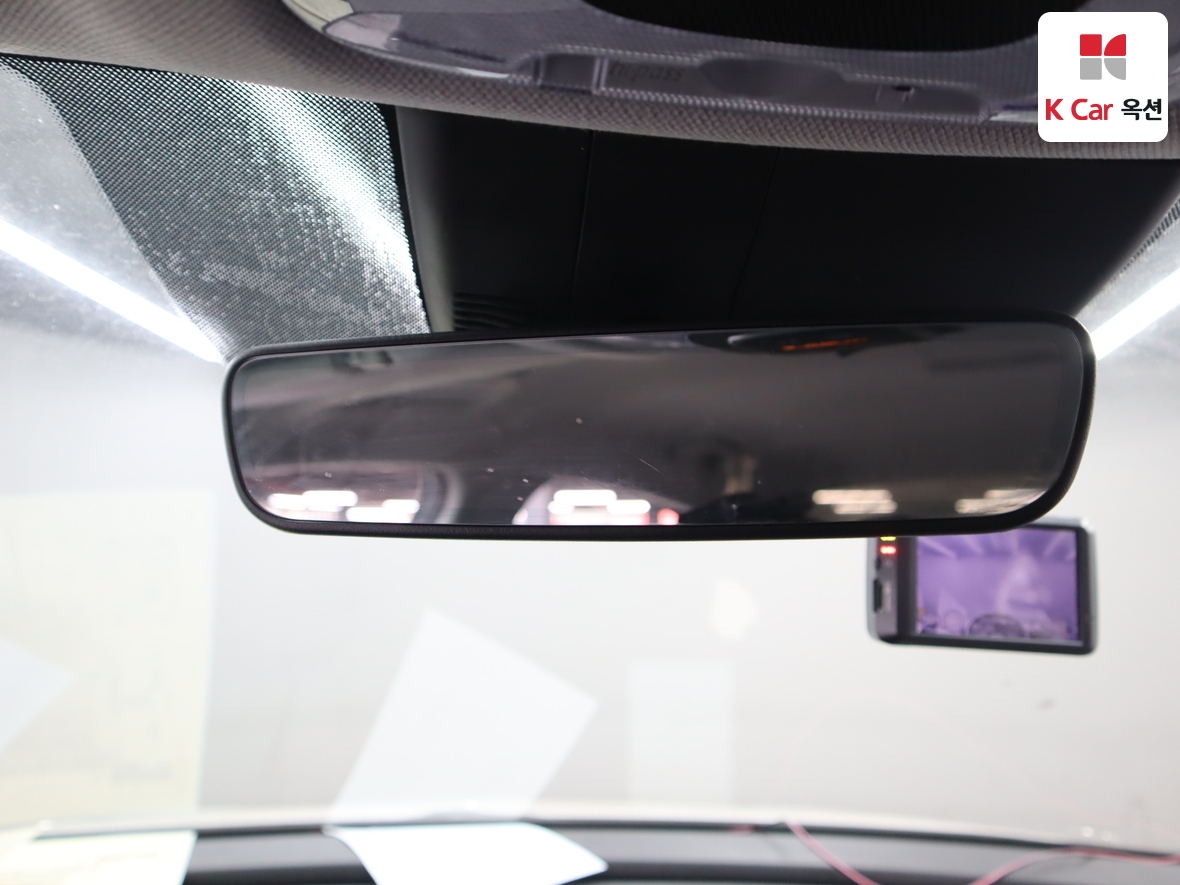 Hyundai Elantra 2022 - Image 13