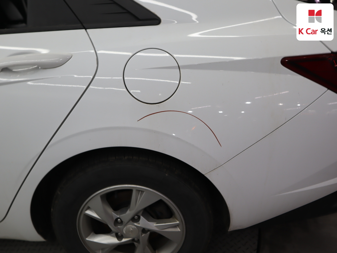 Hyundai Elantra 2022 - Image 35