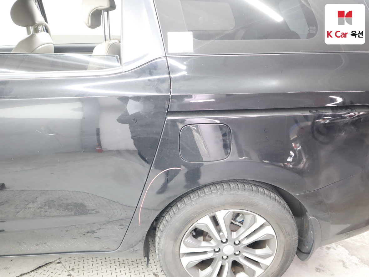 كيا نيو كارنيفال 2019 - صورة 37