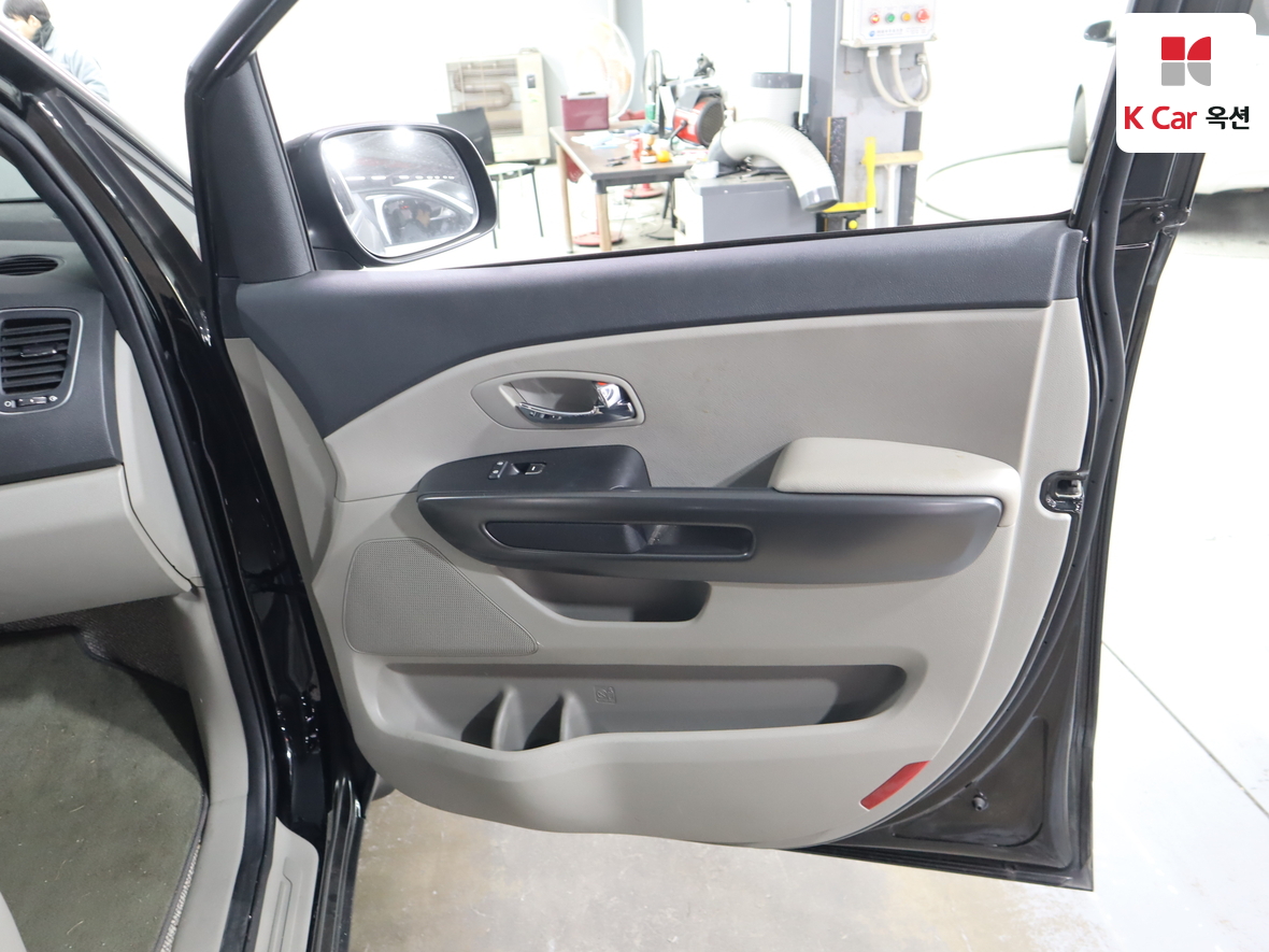 كيا نيو كارنيفال 2019 - صورة 27