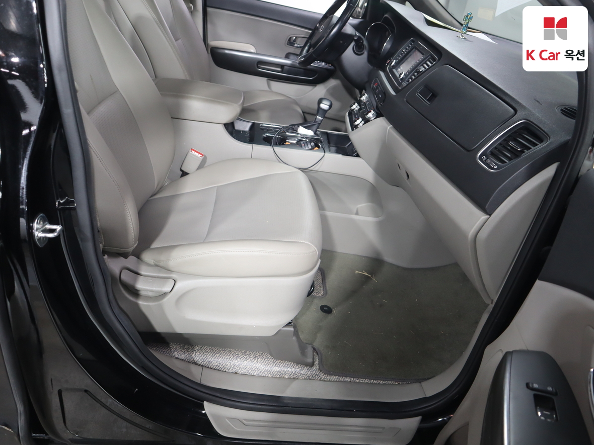 كيا نيو كارنيفال 2019 - صورة 28