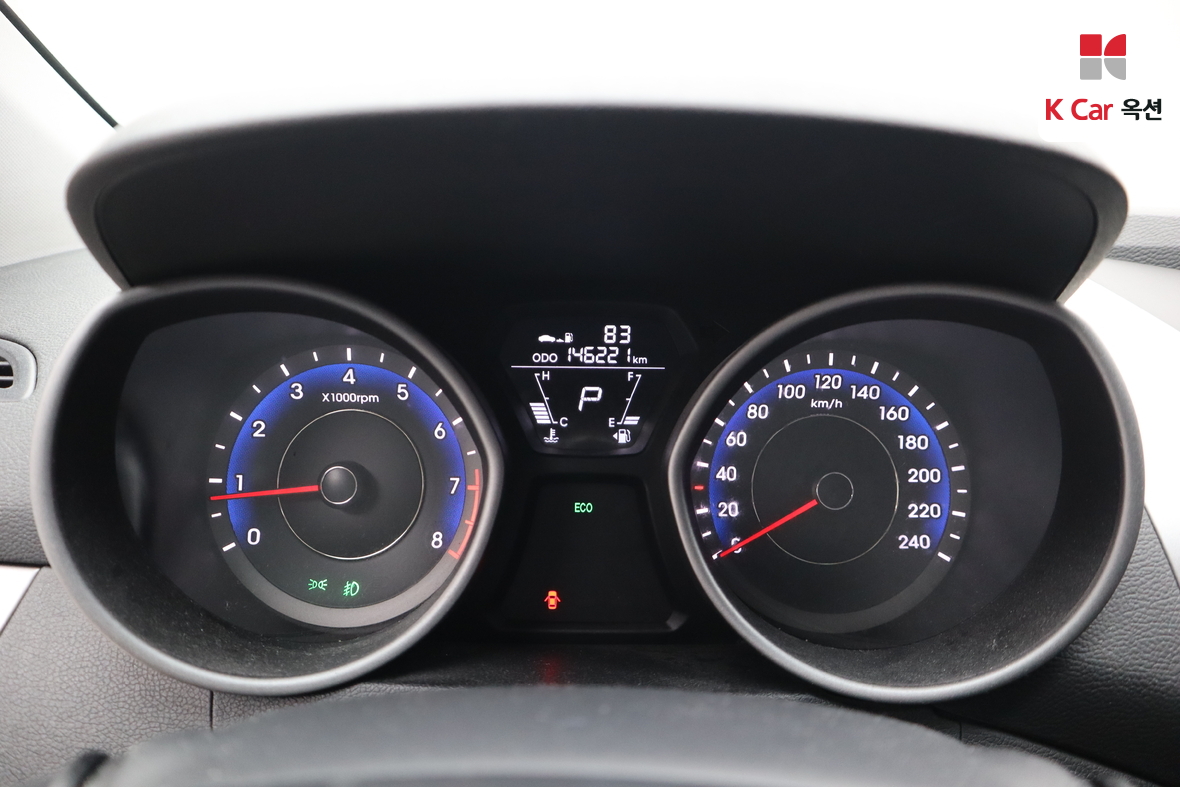 Hyundai Elantra 2011 - Image 5