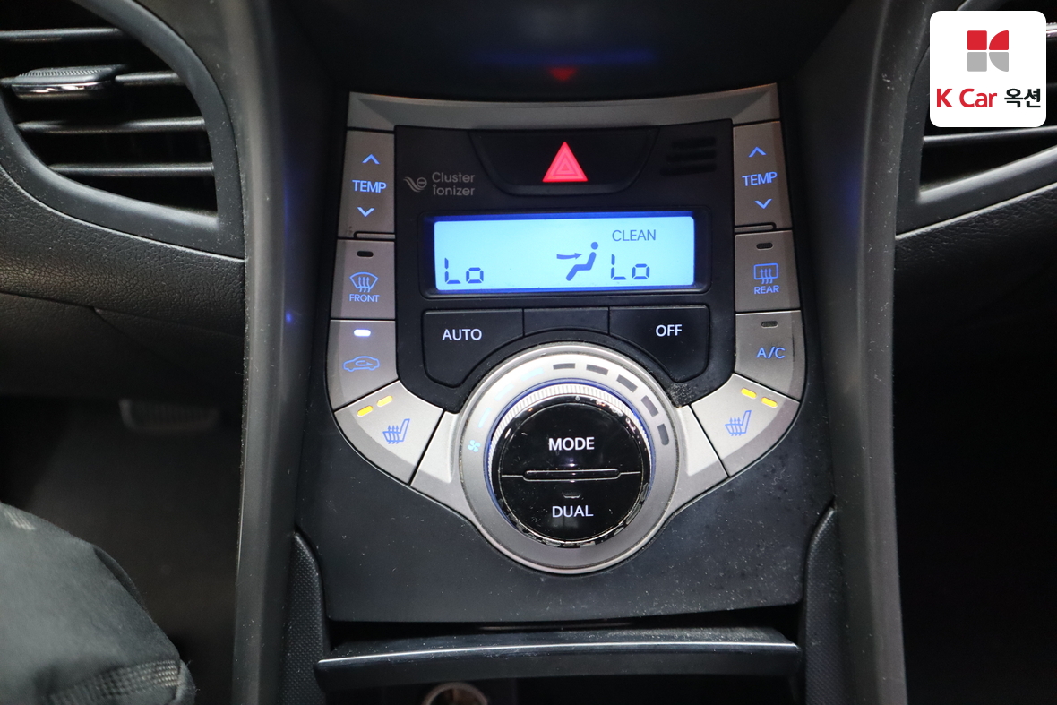 Hyundai Elantra 2011 - Image 14