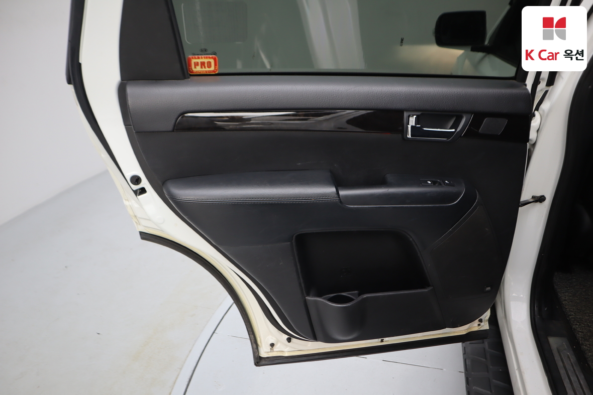 Kia Mohave 2012 - Image 23