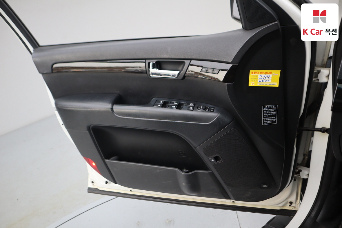 Kia Mohave 2012 - Image 8