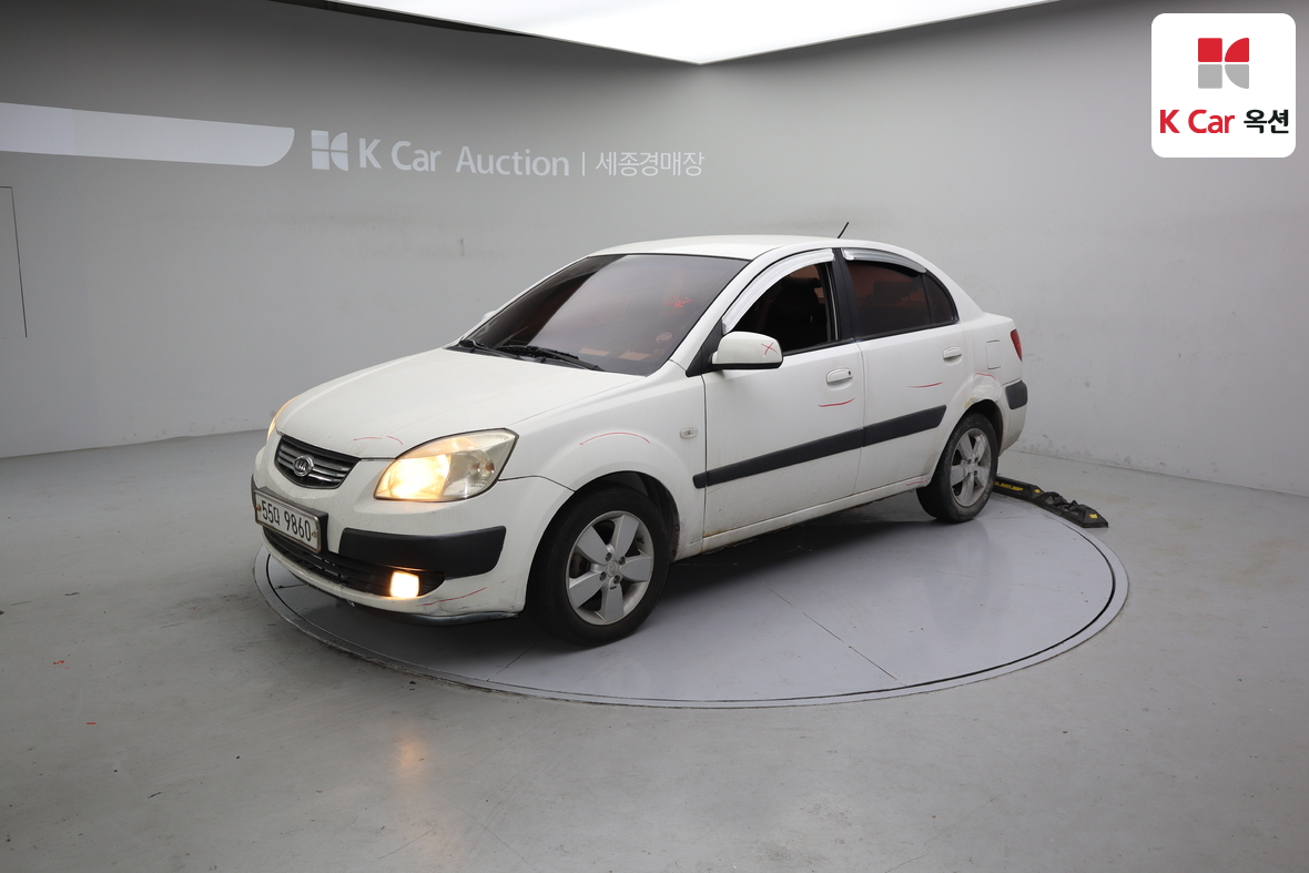 Kia Pride 2009 - Image 1