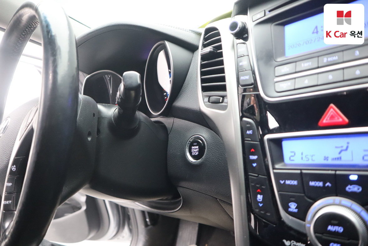 Hyundai i30 2014 - Image 11