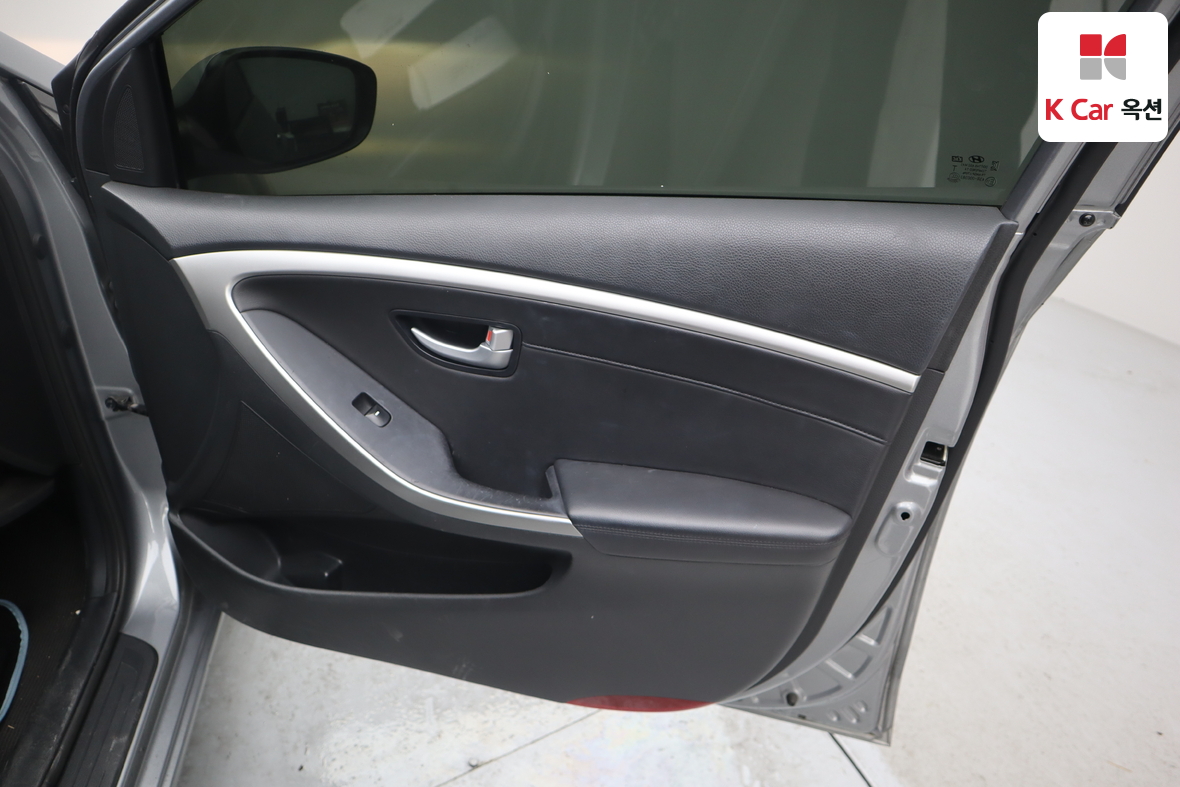 Hyundai i30 2014 - Image 27