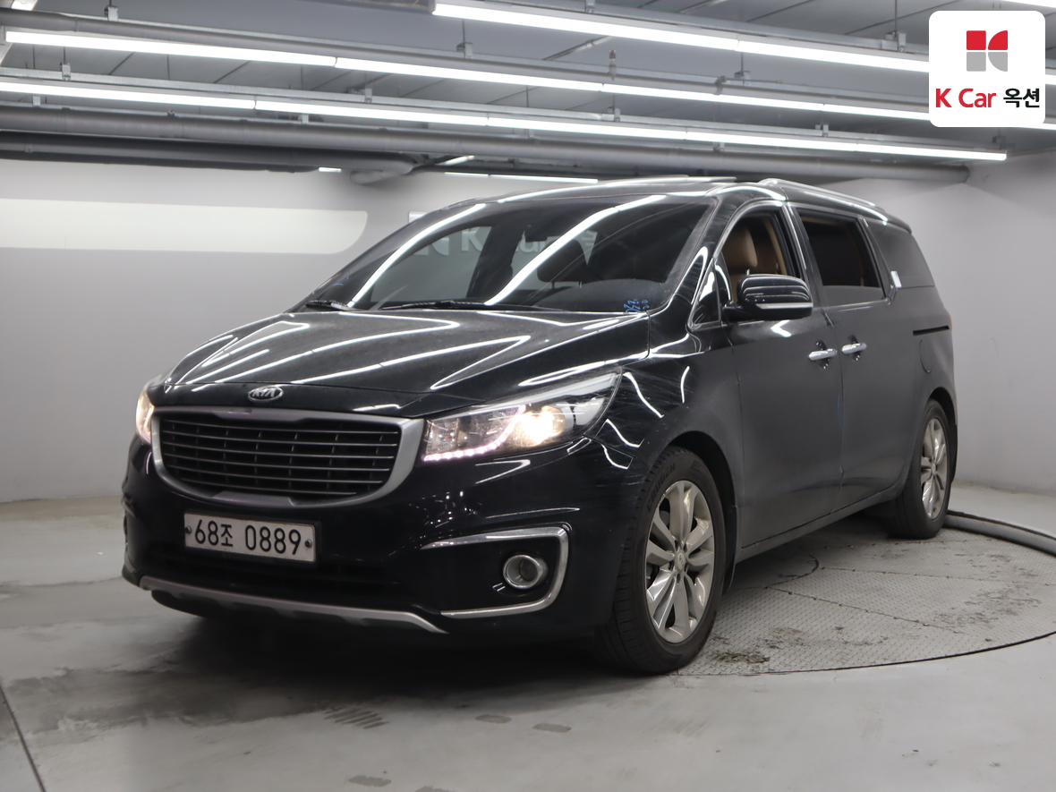 كيا نيو كارنيفال