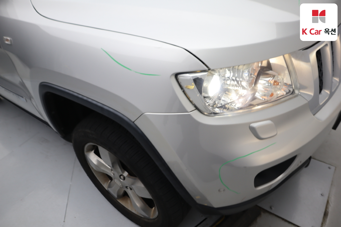 جيب جراند شيروكي 2011 - صورة 42