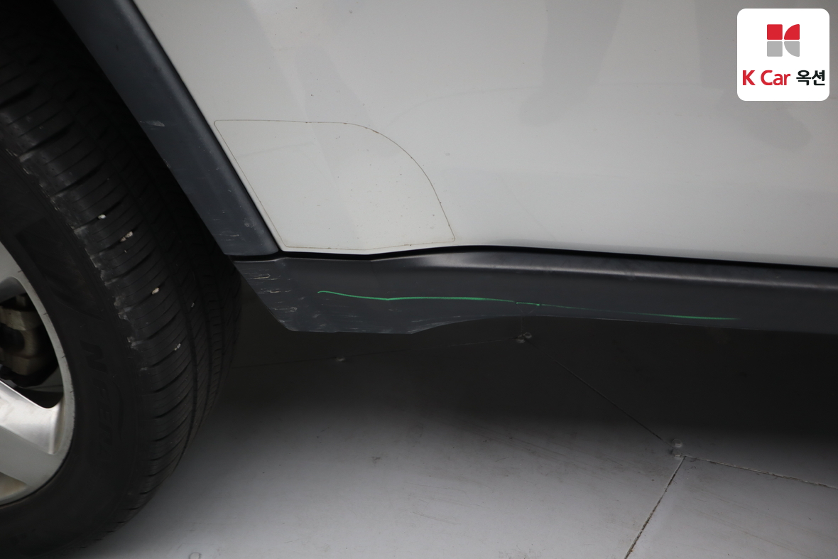 جيب جراند شيروكي 2011 - صورة 40