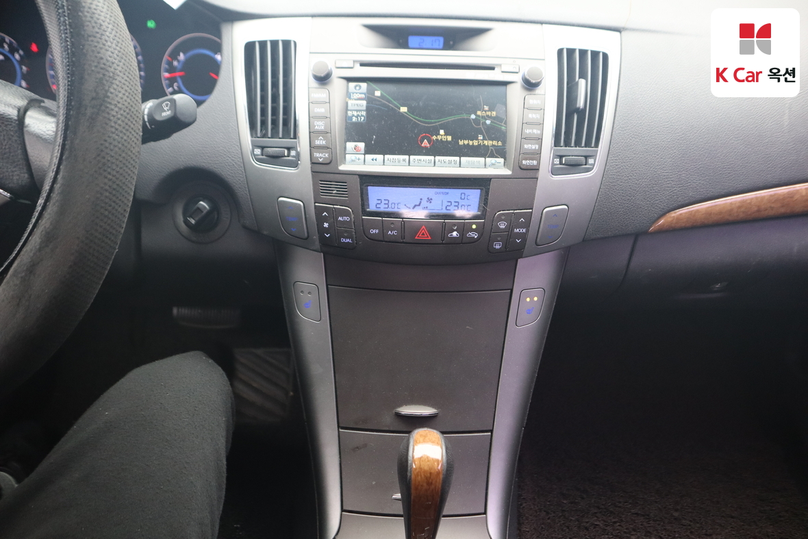 هيونداي سوناتا 2008 - صورة 6