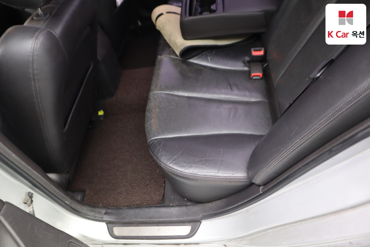 هيونداي سوناتا 2008 - صورة 21