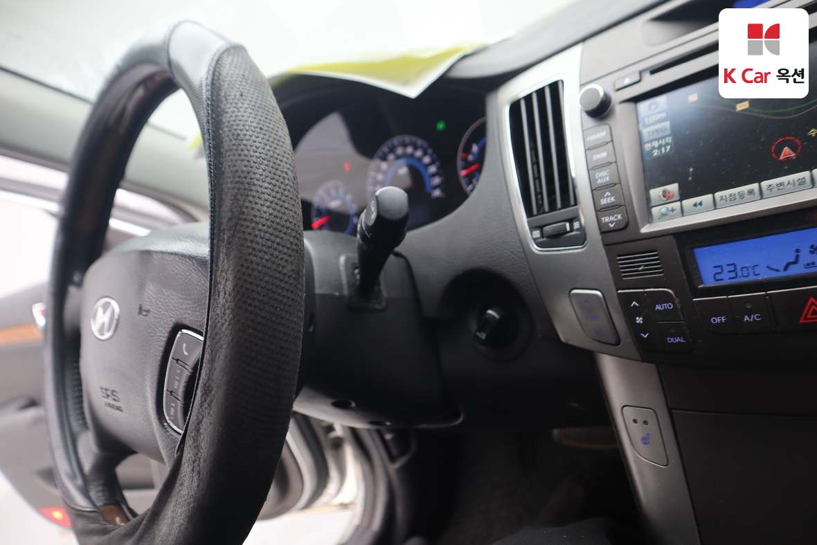 هيونداي سوناتا 2008 - صورة 11