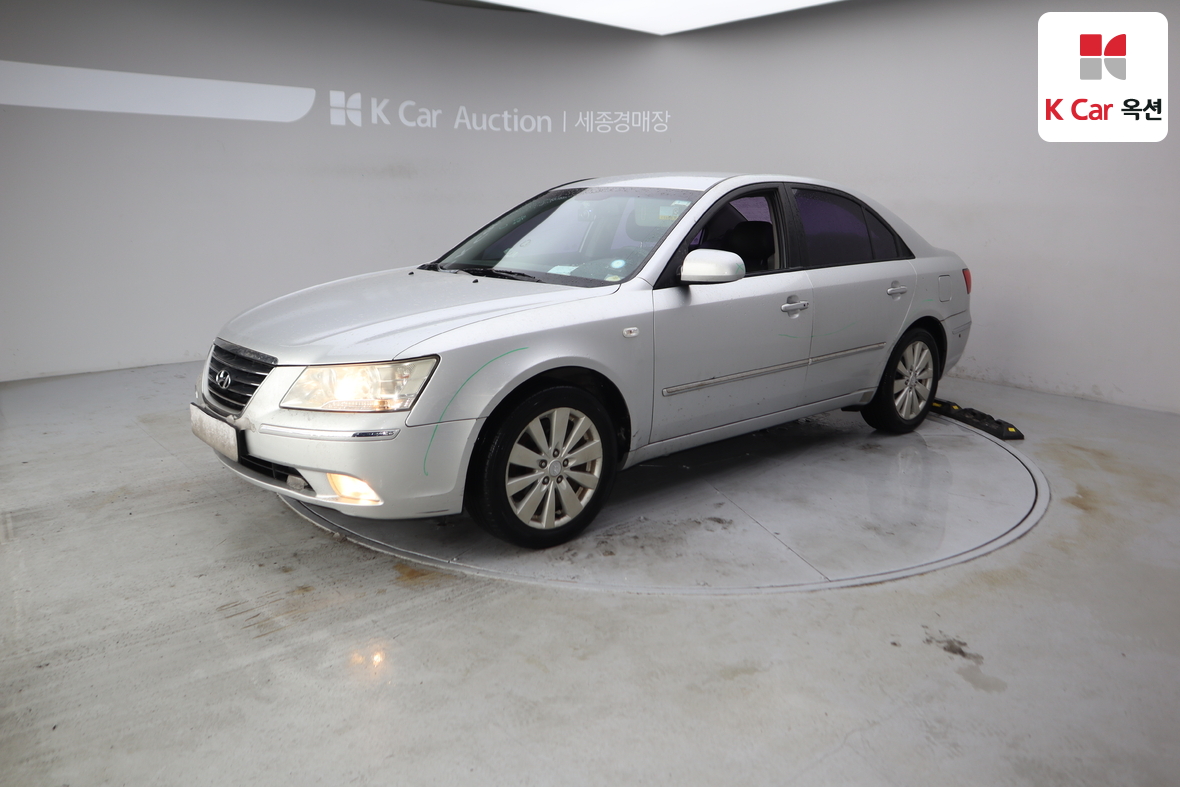 هيونداي سوناتا 2008 - صورة 1