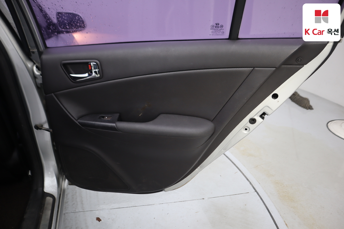 هيونداي سوناتا 2008 - صورة 24