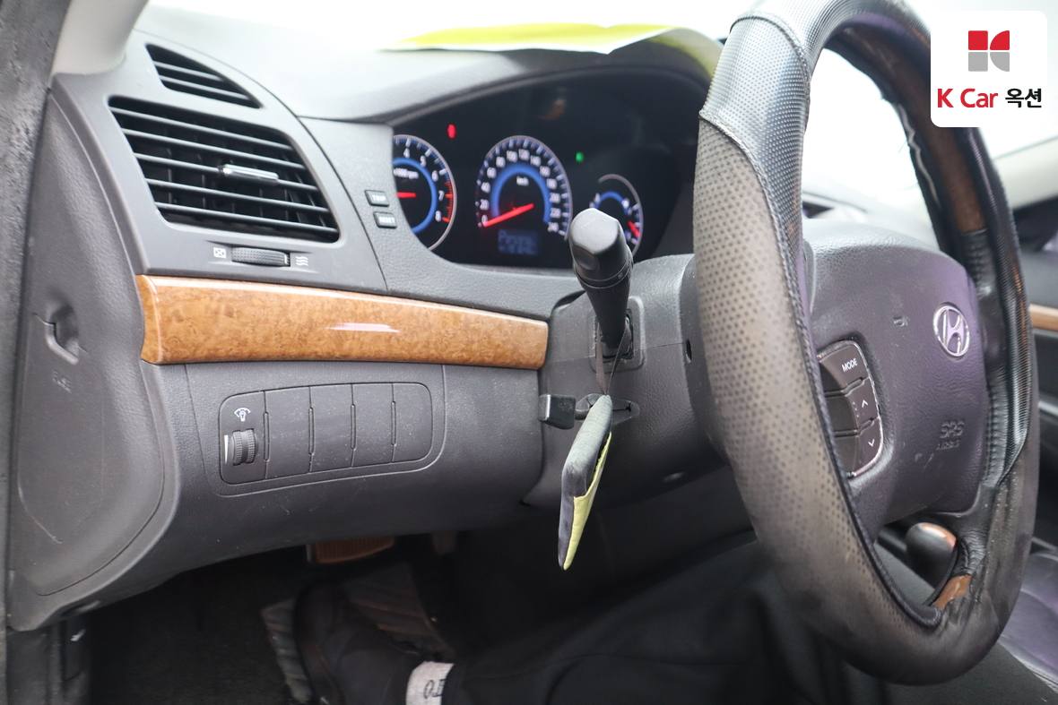 هيونداي سوناتا 2008 - صورة 9