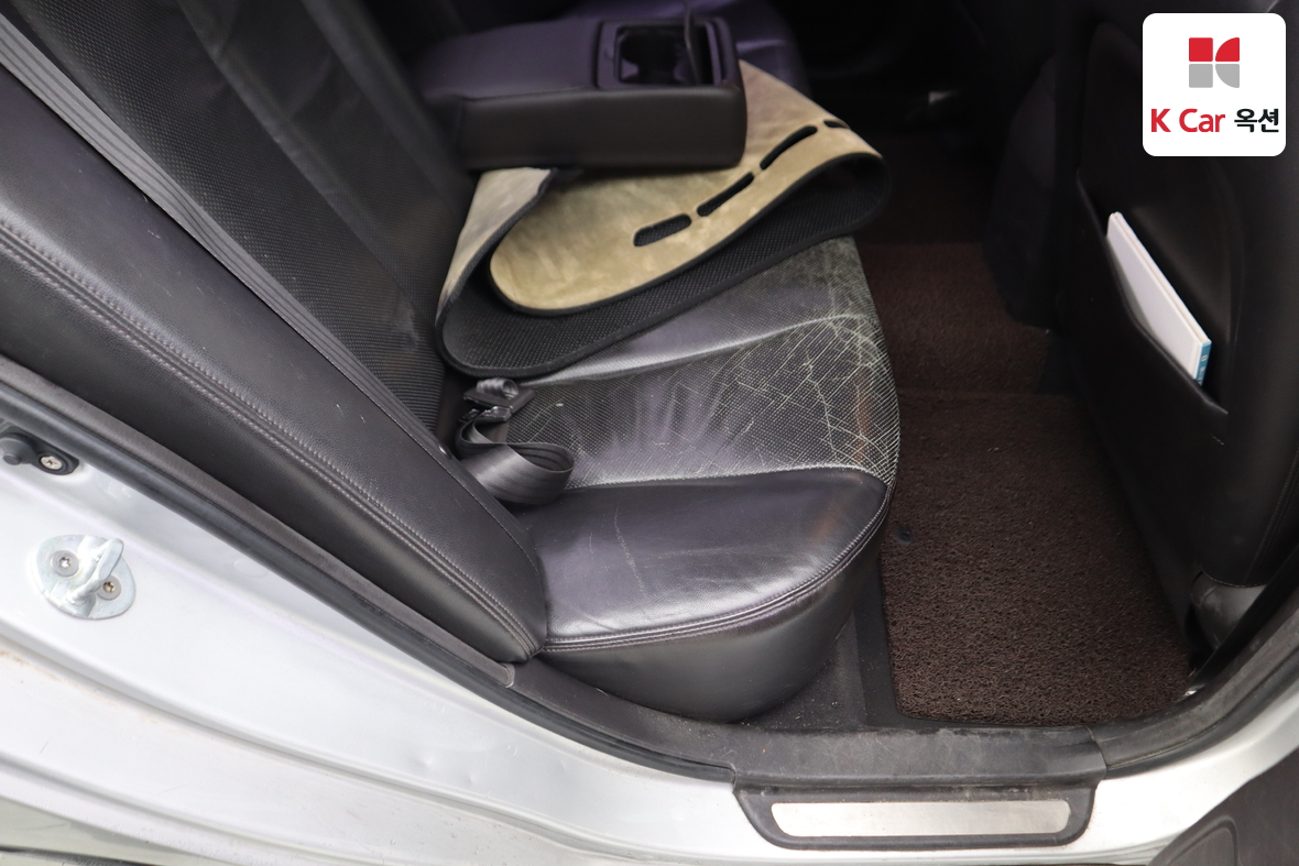 هيونداي سوناتا 2008 - صورة 25