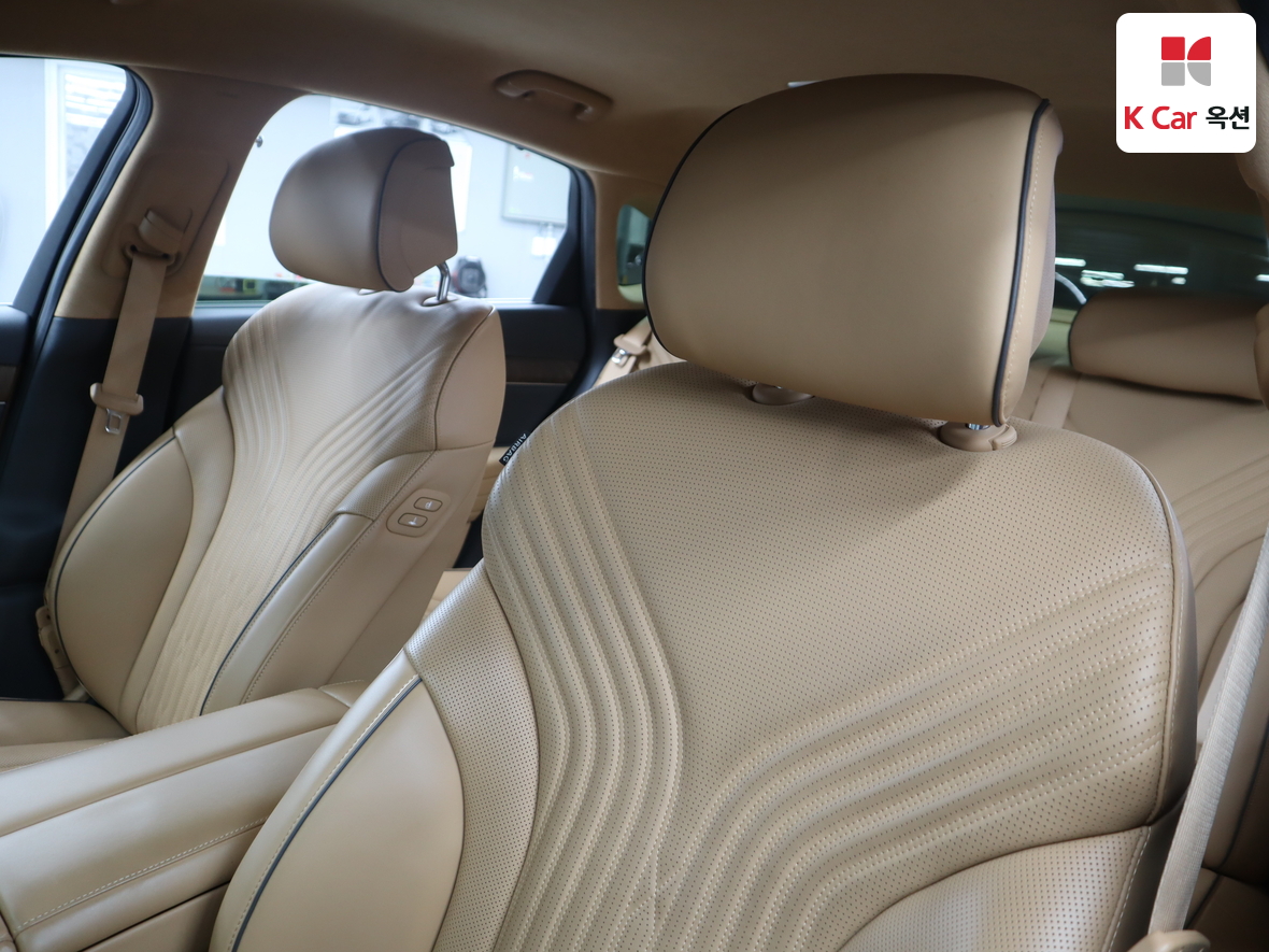 Genesis G80 2022 - Image 19