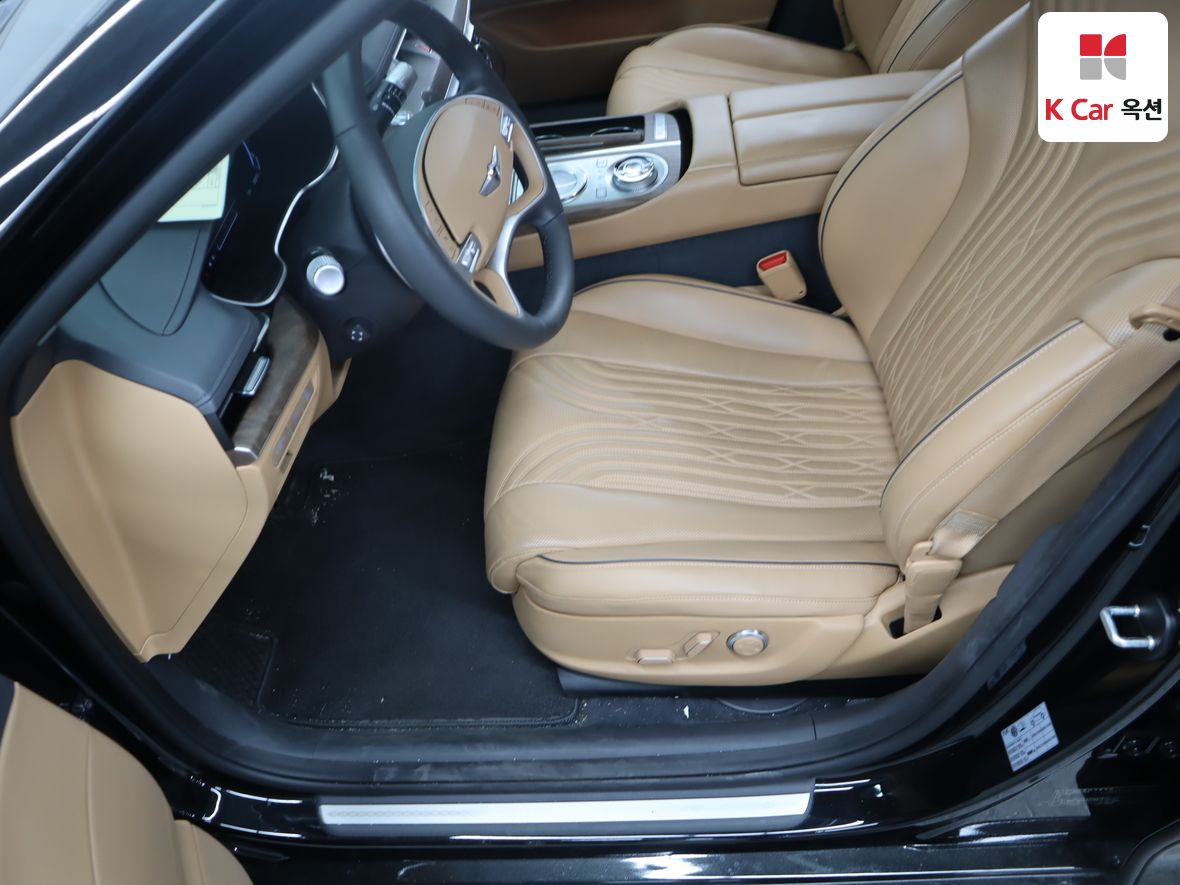 Genesis G80 2022 - Image 18