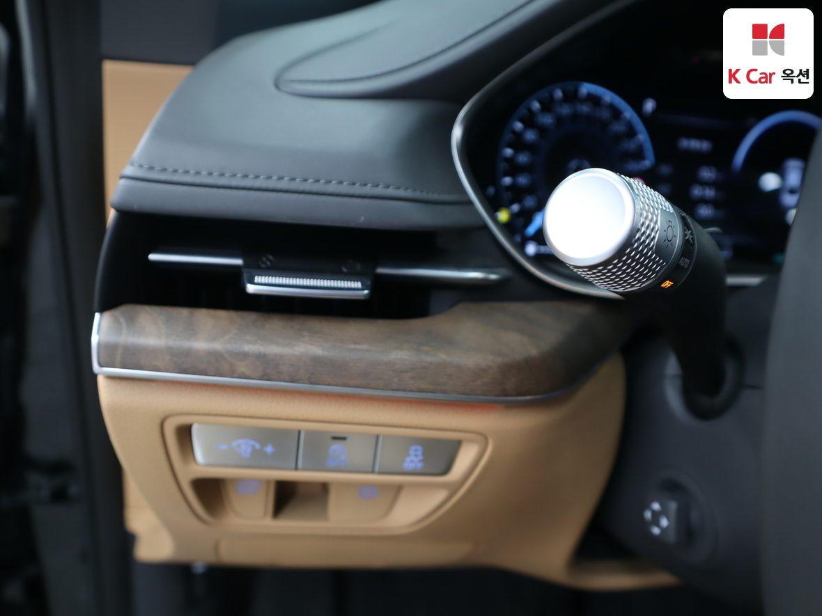 Genesis G80 2022 - Image 9