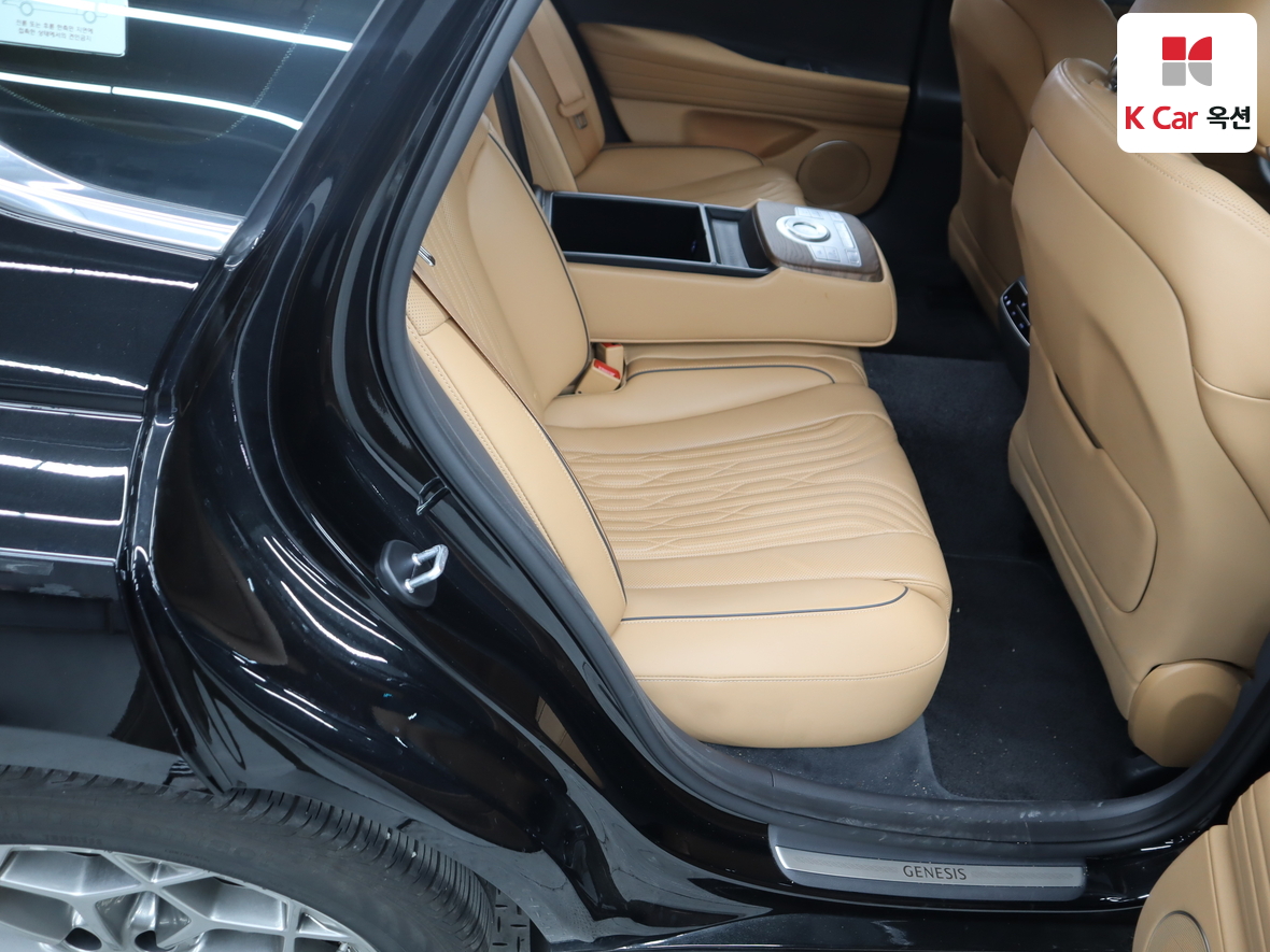 Genesis G80 2022 - Image 27