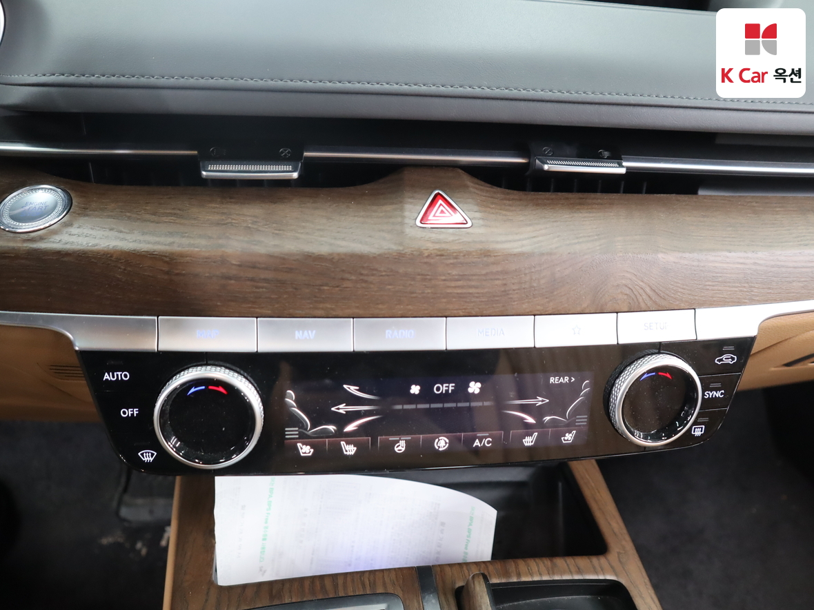 Genesis G80 2022 - Image 15