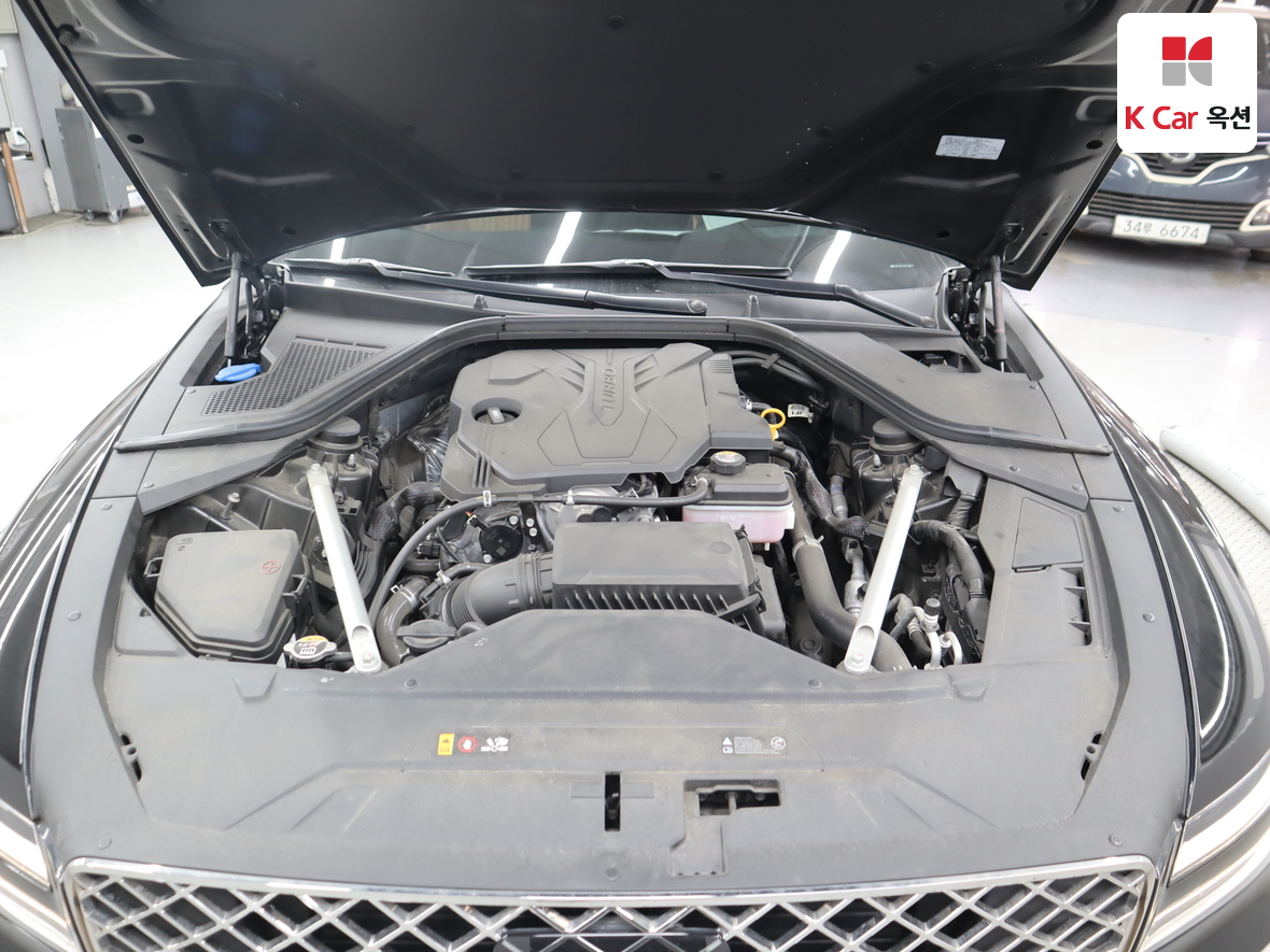 Genesis G80 2022 - Image 32