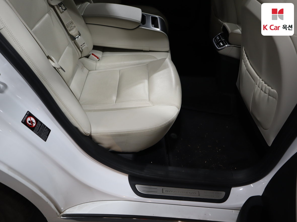 Hyundai Grandeur 2022 - Image 28