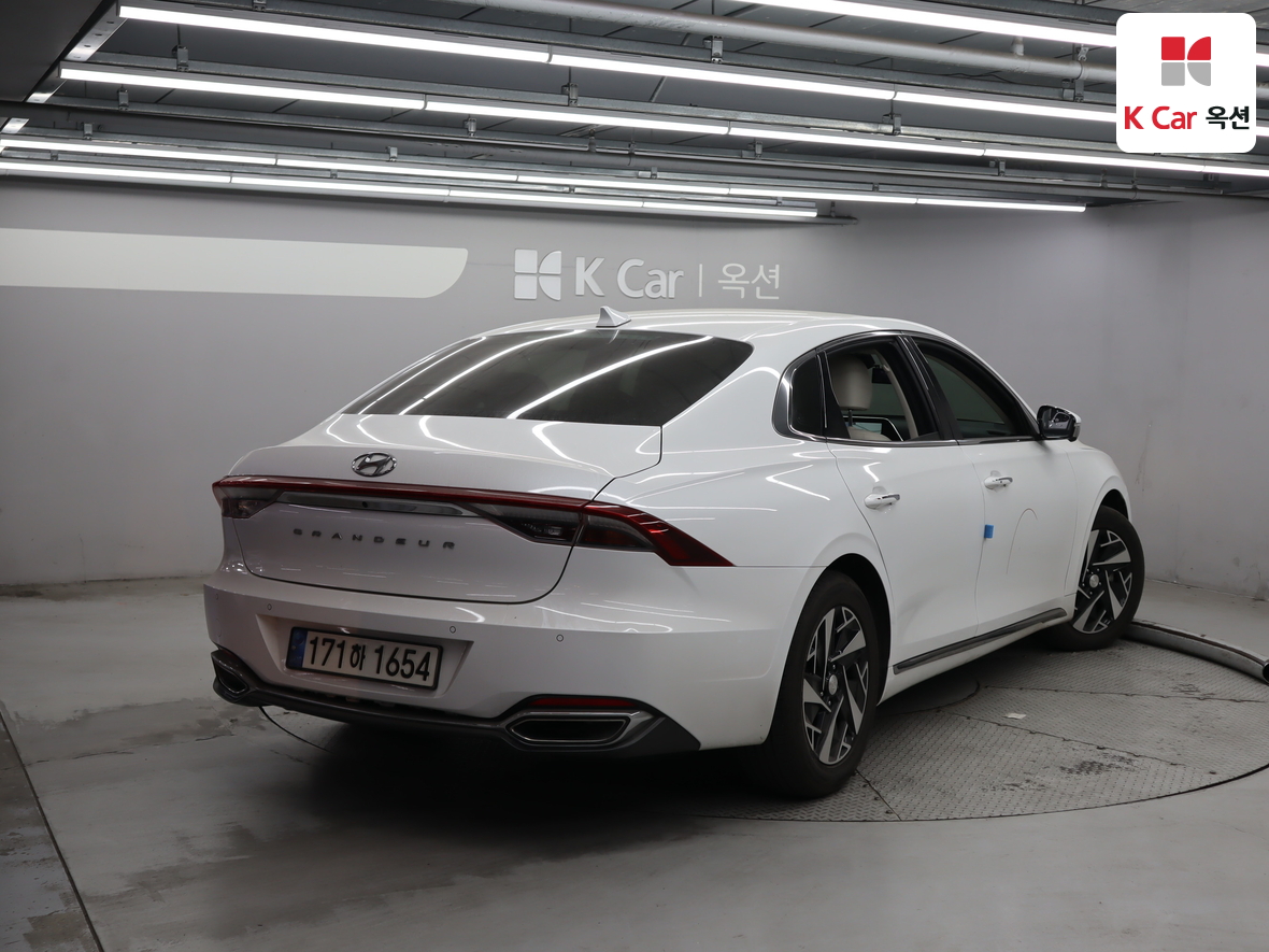 Hyundai Grandeur 2022 - Image 2