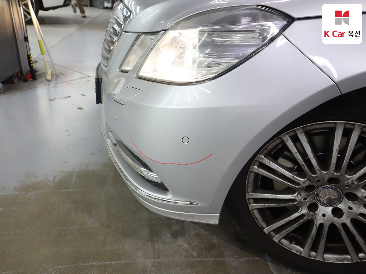 مرسيدس بنز إي كلاس 2011 - صورة 39