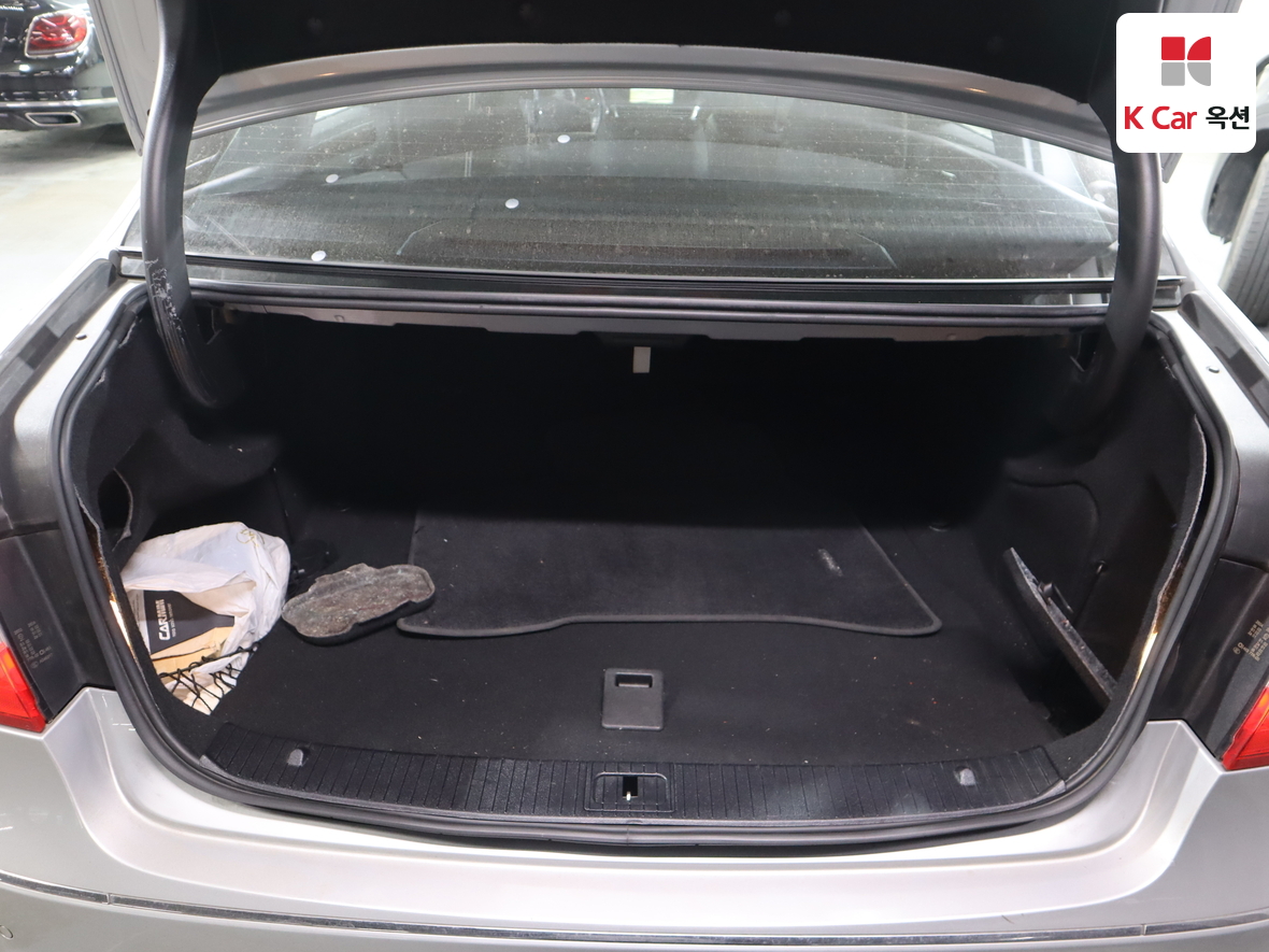 مرسيدس بنز إي كلاس 2011 - صورة 29