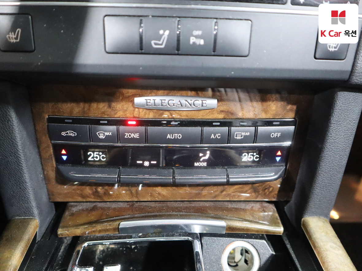 مرسيدس بنز إي كلاس 2011 - صورة 16