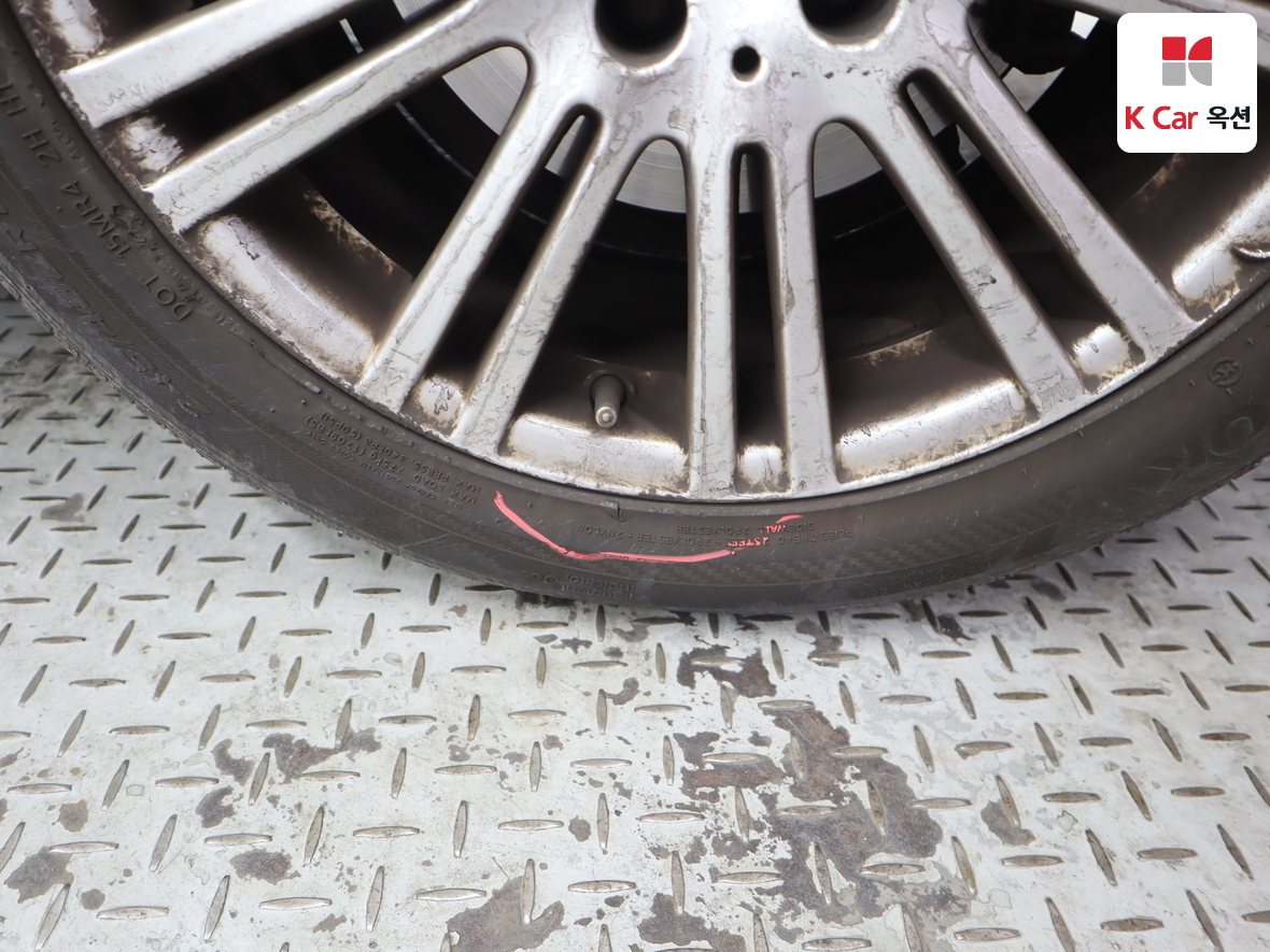 مرسيدس بنز إي كلاس 2011 - صورة 46