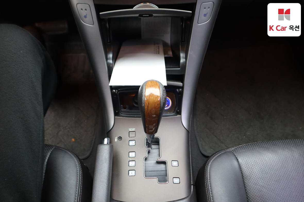 هيونداي سوناتا 2008 - صورة 15